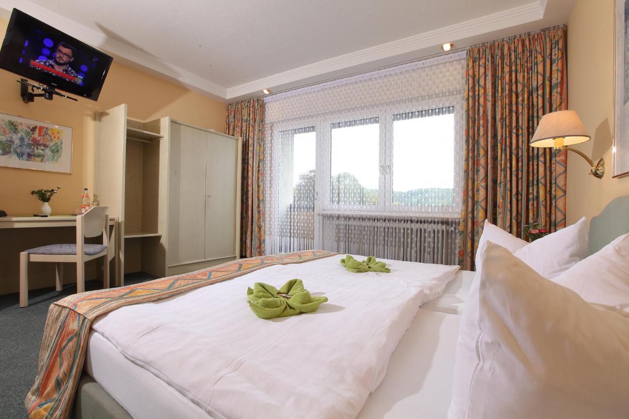Hotel Schinderhannes Вайскирхен Екстериор снимка